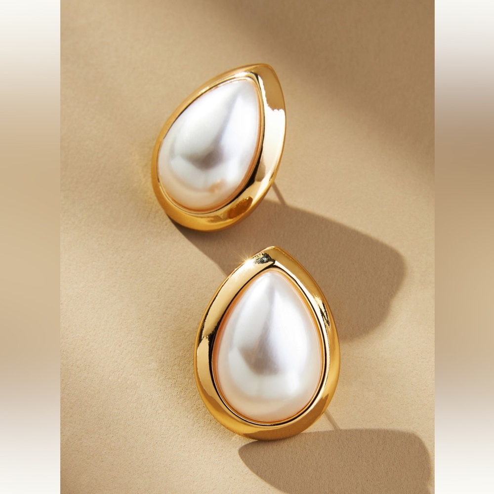 Anthropologie Teardrop Chunky Gold and Pearl Stud Earrings